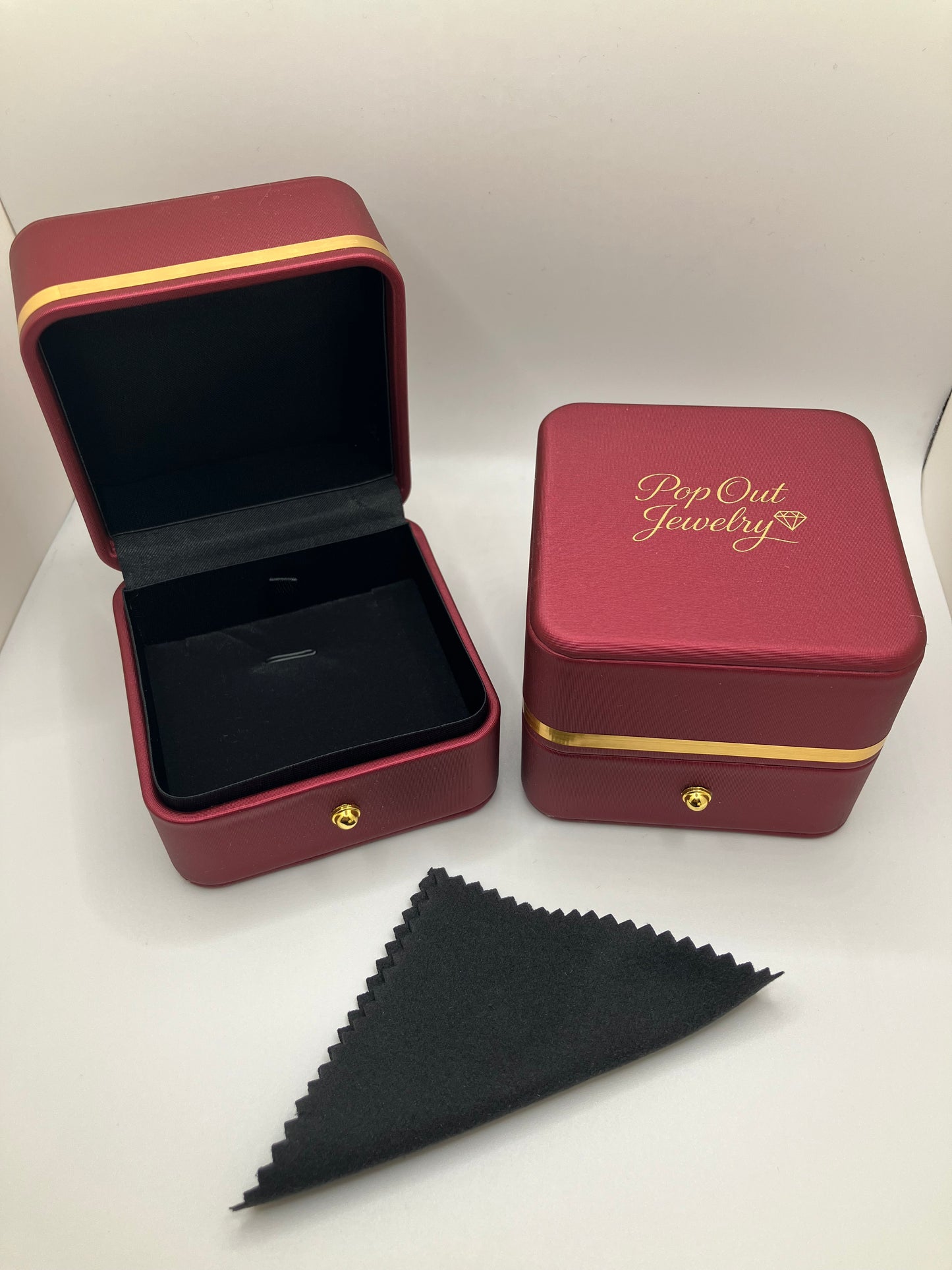 .925 Sterling Silver Crucifix Cross Hollow Pattern Design