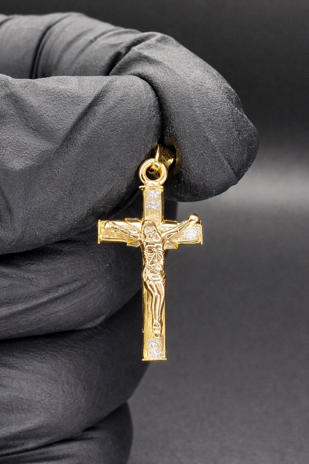14 Karat Yellow Gold Crucifix Clear 12 Stone CZ Pendant