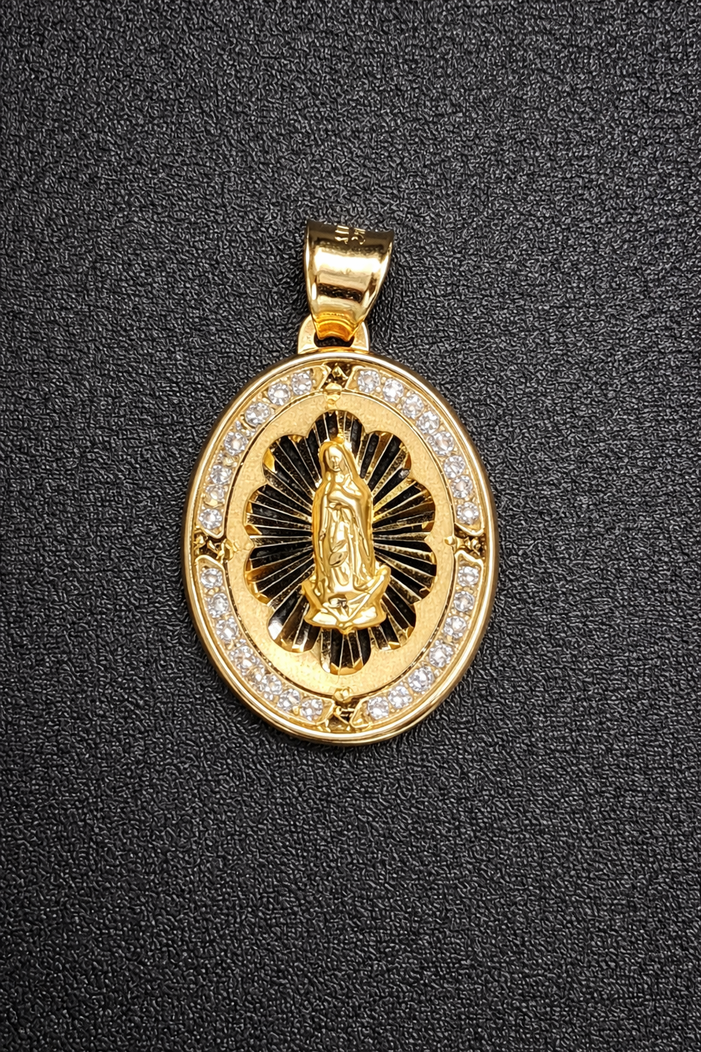 14 Karat Yellow Gold Oval Diamond Cut 20 Stone CZ Guadalupe Pendant