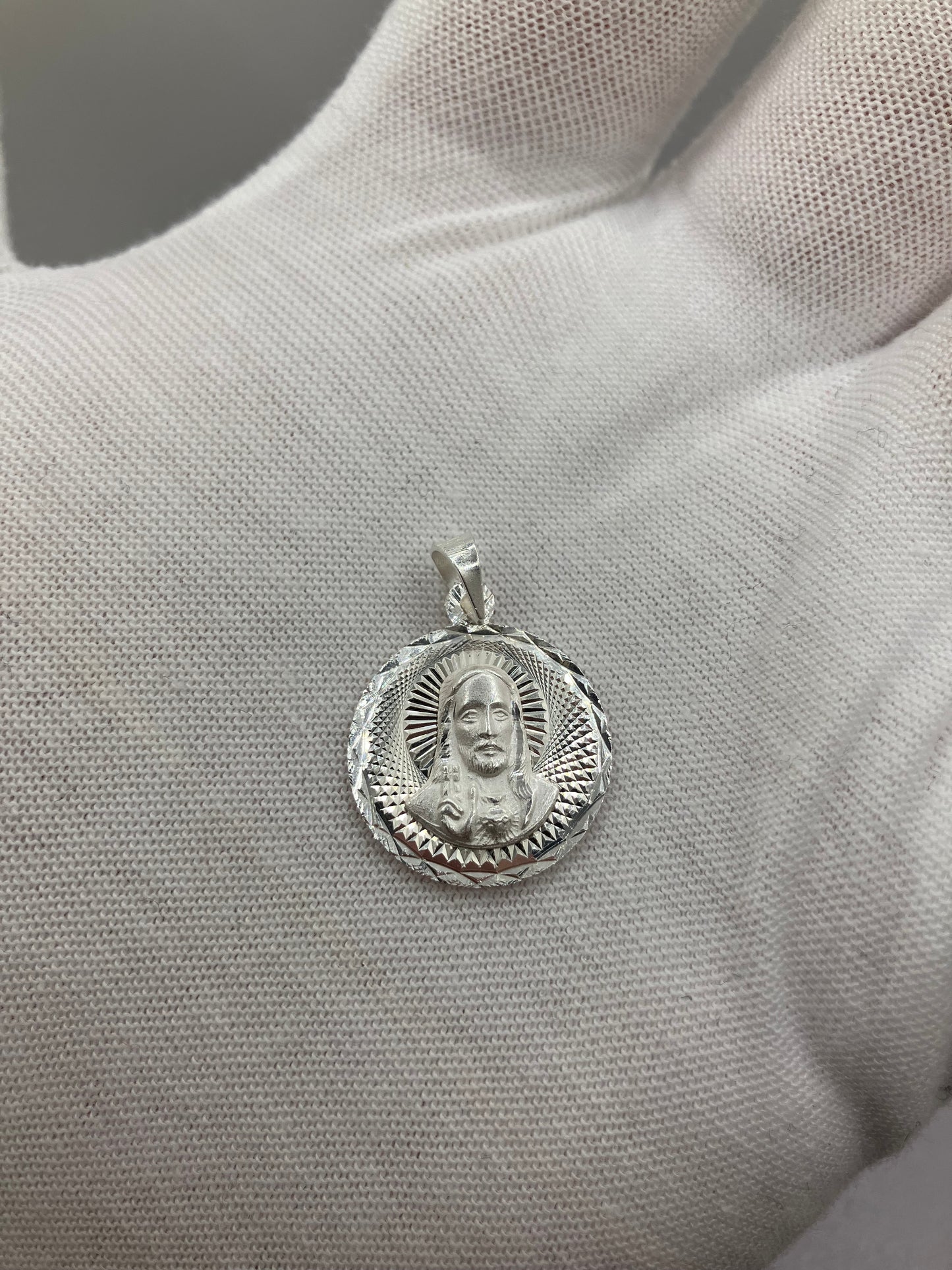 .925 Sterling Silver Diamond Cut Jesus Pendant