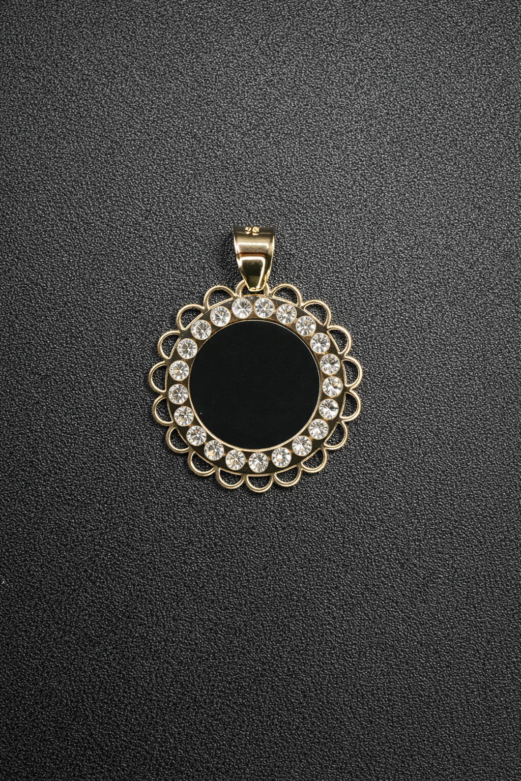 14 Karat Yellow Gold Filigri Diamond Cut 21 Stone CZ Guadalupe Pendant
